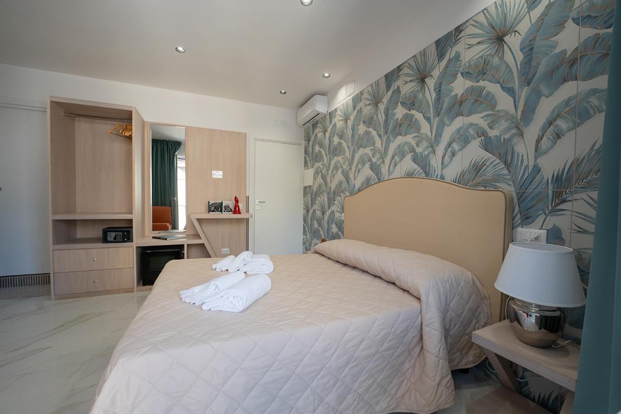 Hotel Pc Boutique H, Sea View By Clapa Group Napoli Esterno foto